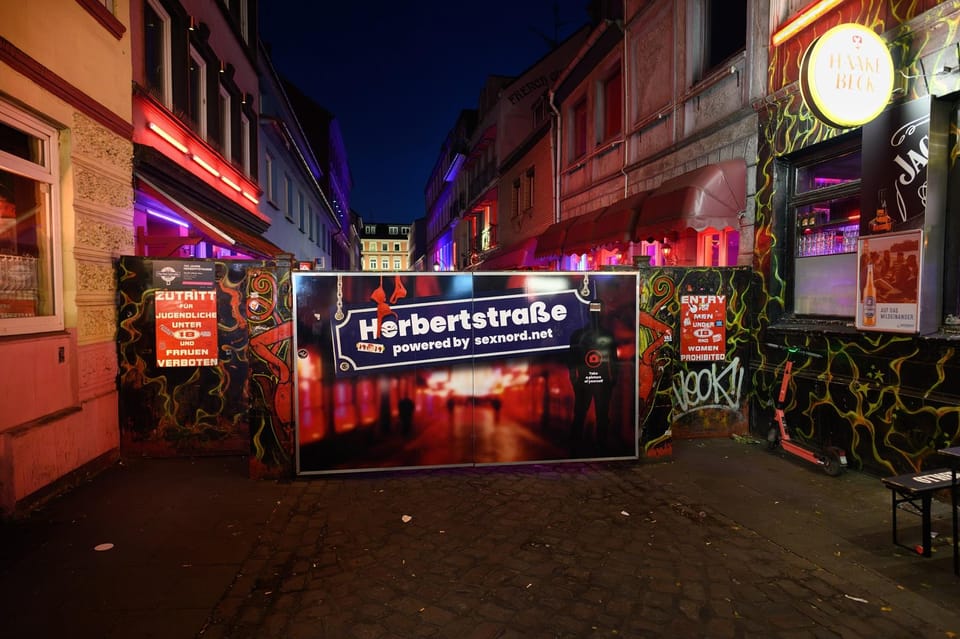 Hamburg Sin Sex Guided Tour Of Reeperbahn GetYourGuide