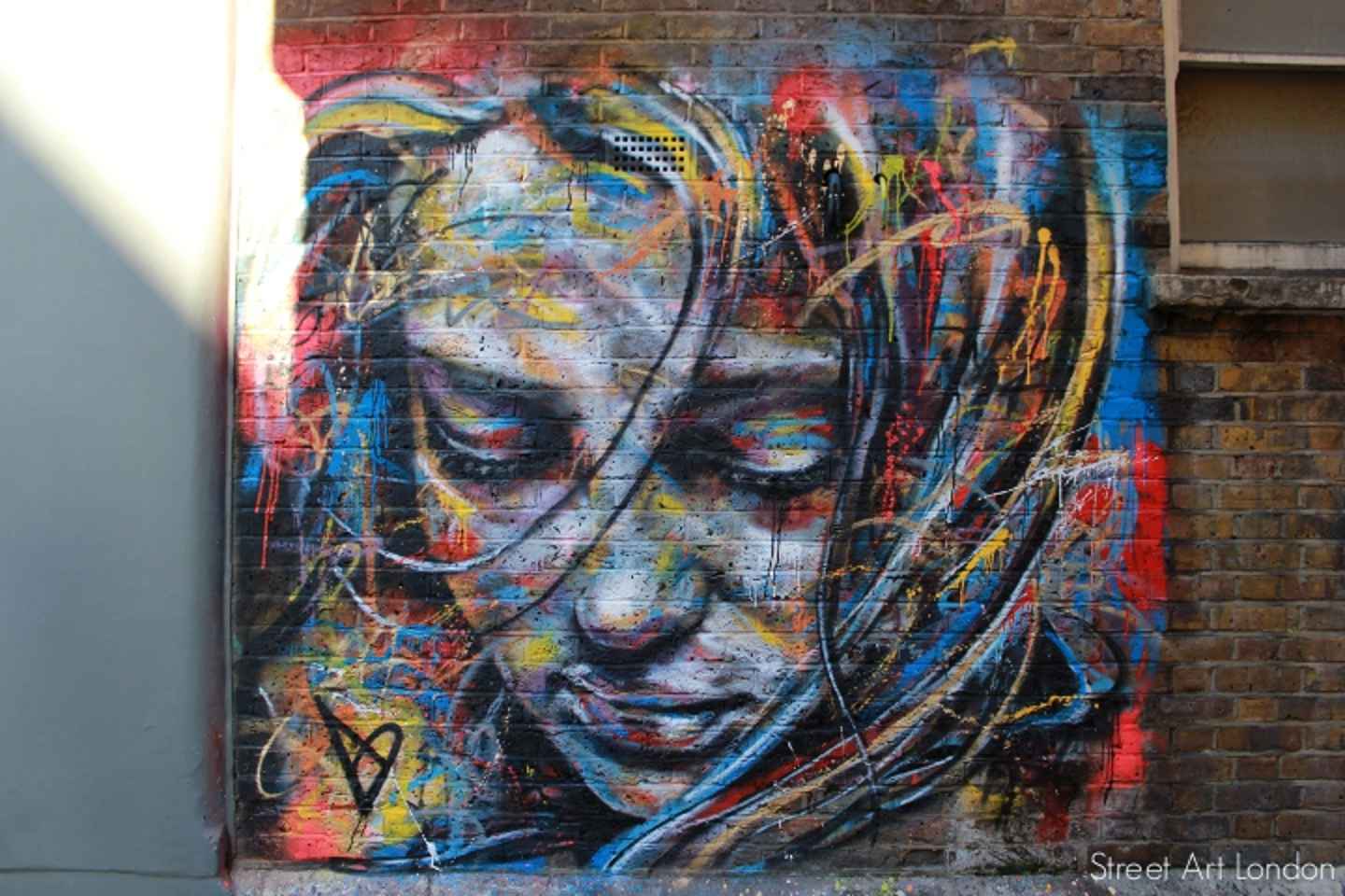 half-day tour of london street art