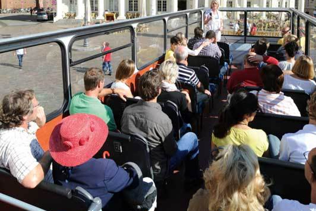 Schwerin: Hop-On/Hop-Off-Tour im Doppeldeckerbus