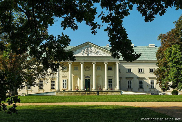 Sedlec, Kačina Chateau, and Kutná Hora Private Day Tour