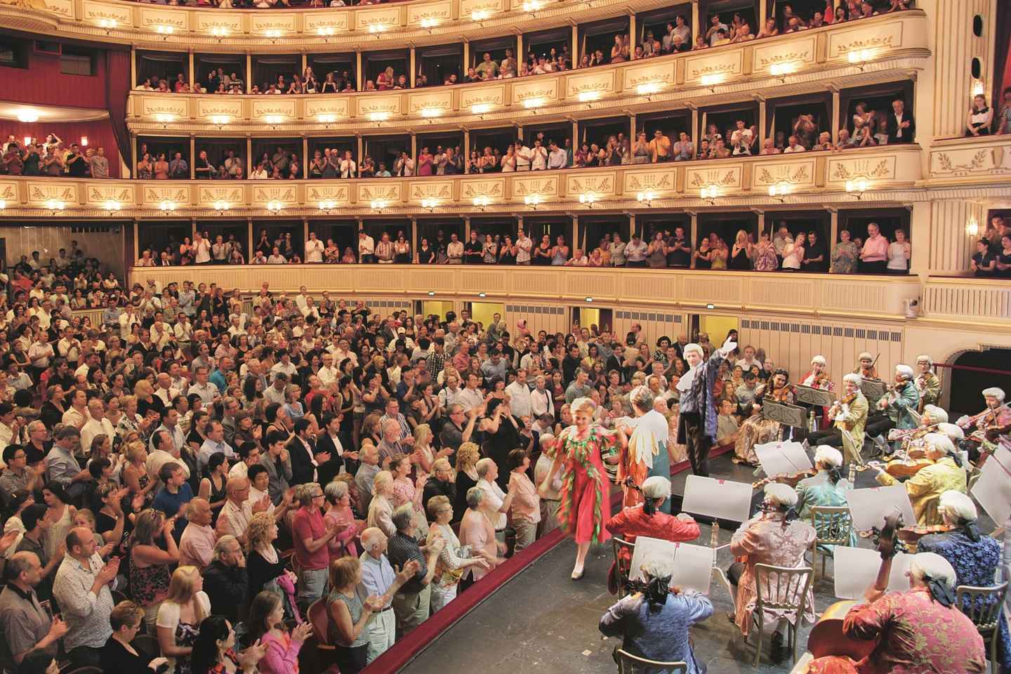 watch a performance at vienna state opera