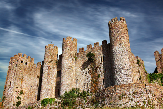 Da Lisbona: Tour di un giorno a Fátima, Batalha, Nazaré e Óbidos