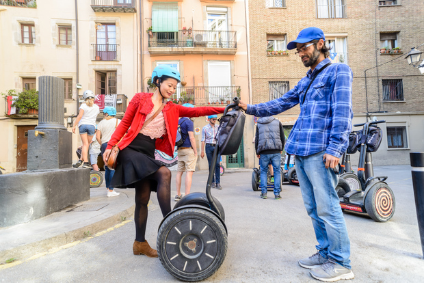 Barcellona: 1.5 ore città e sul lungomare Segway Tour Group