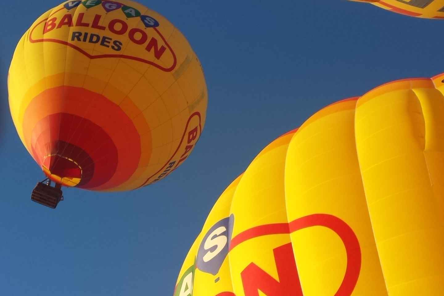 things to do alone in las vegas | the fabulous hot air balloon ride