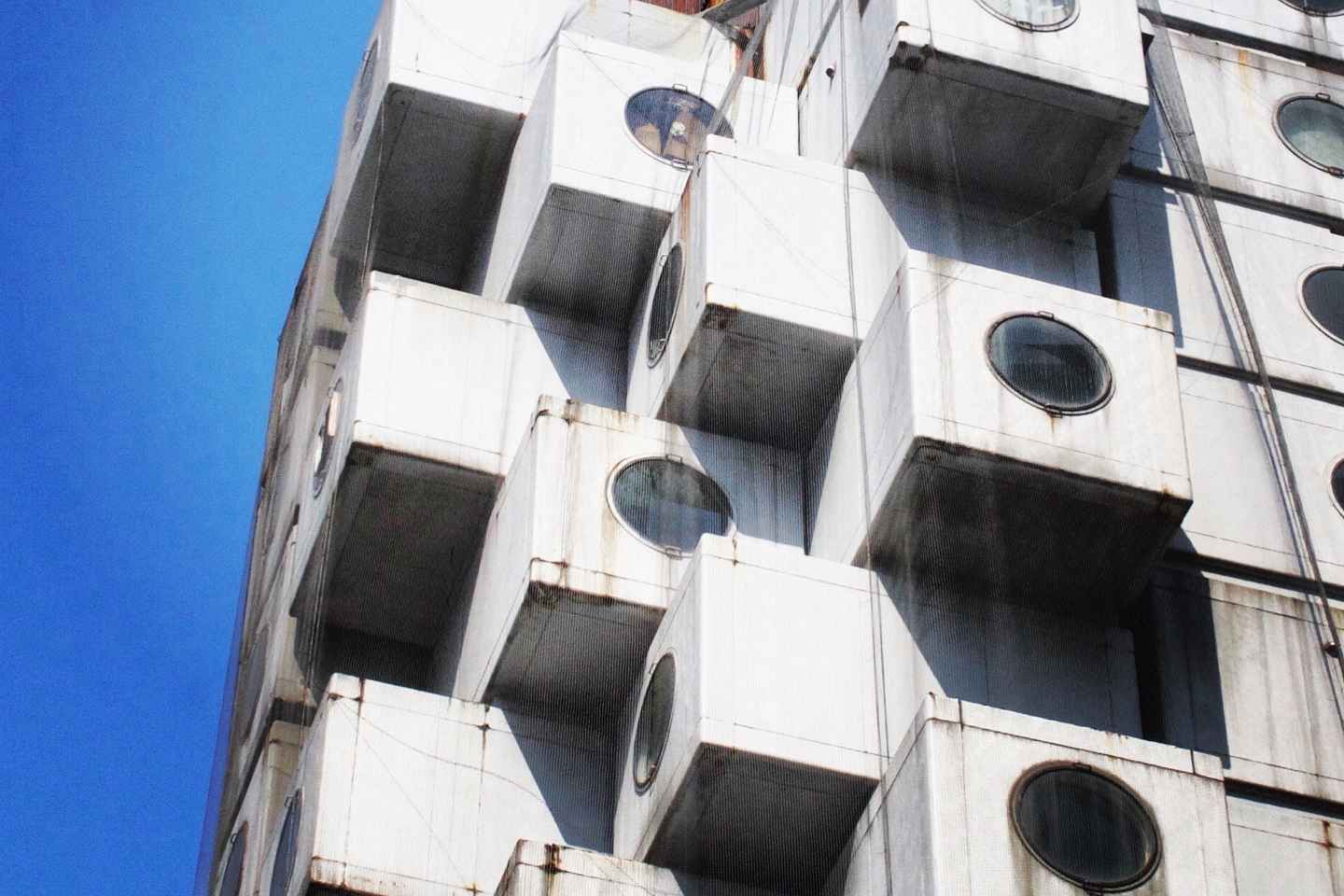 nakagin capsule tower