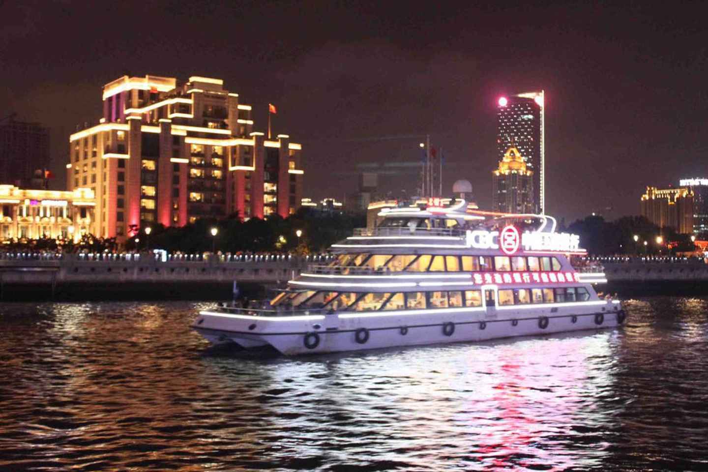 spend the afternoon in zhujiajiao and the night on huangpu river with shanghai silk museum in between