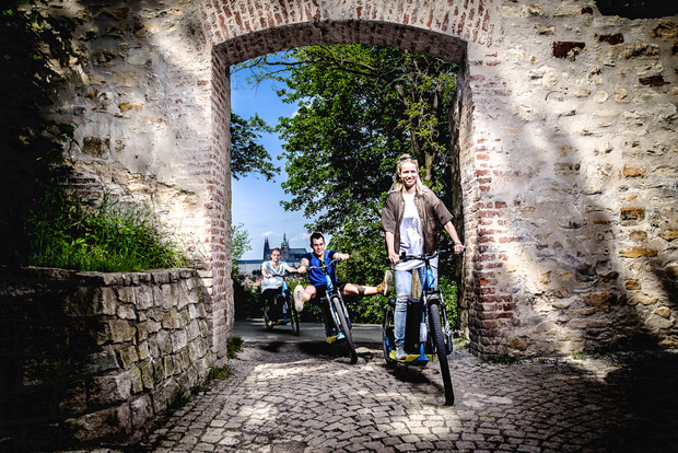 Praga: gran tour del città a bordo di uno scooter elettrico