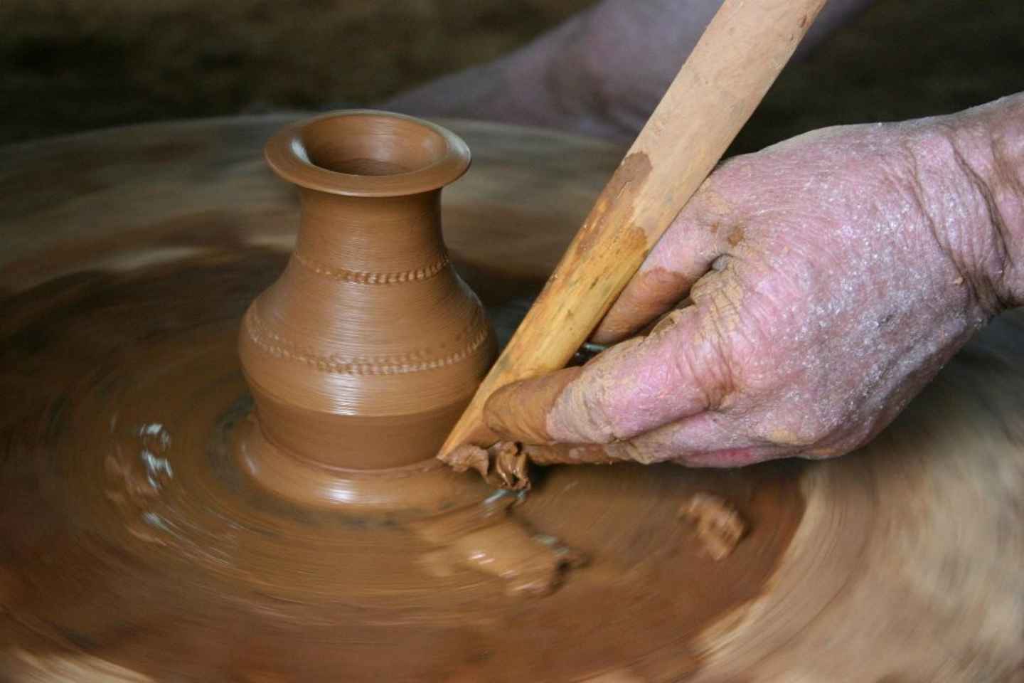 things to do in luang prabhang laos | take a pottery workshop in the countryside