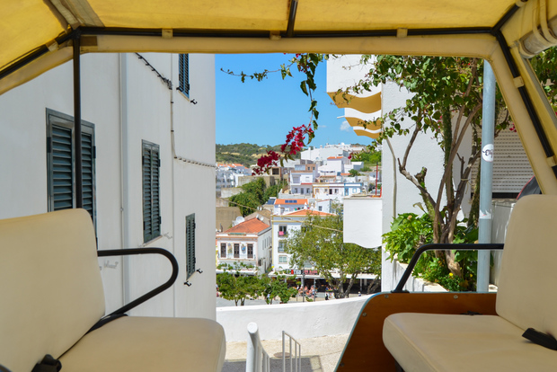 Albufeira: City Sightseeing & Stränder Tuk Tuk Tour