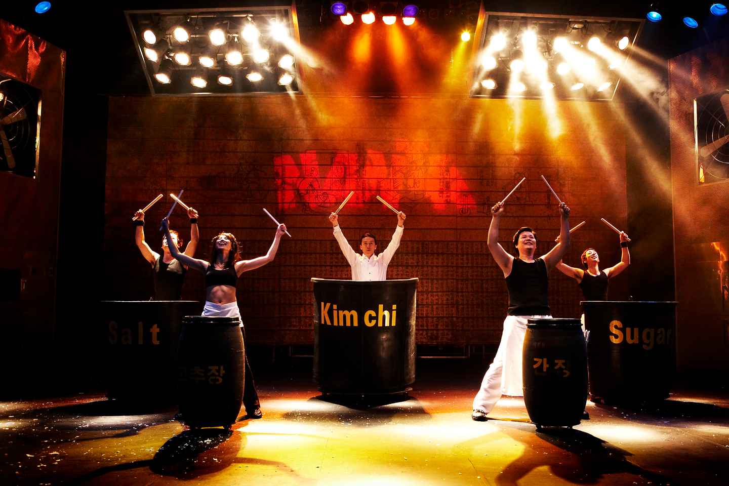 nightlife in seoul | menyaksikan pertunjukan teater