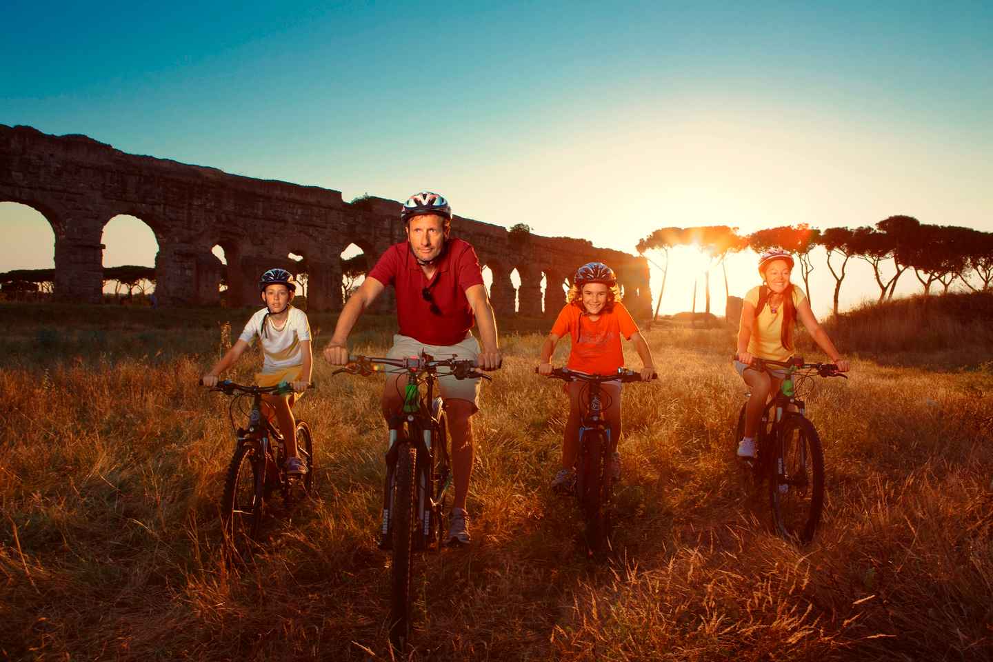 biking tour of the appian way & aqueducts