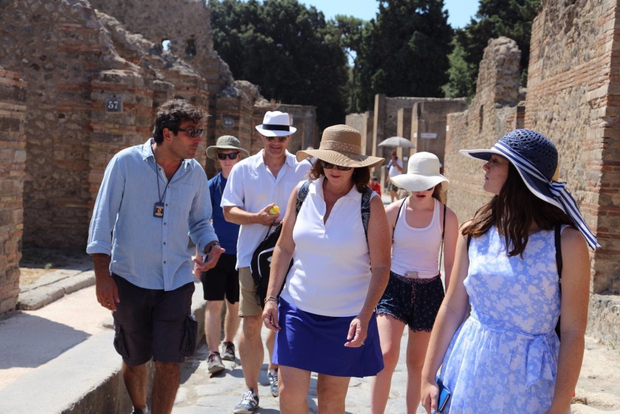 Pompeii Ruins Skip-the-Line Small Group Tour