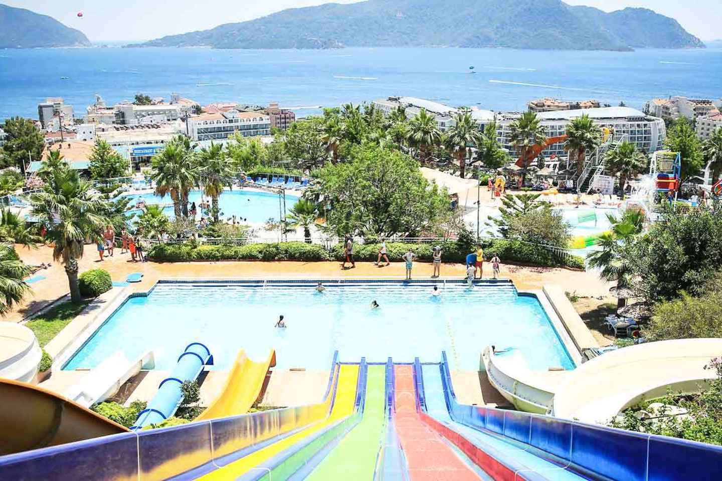 get amused at aqua dream water park