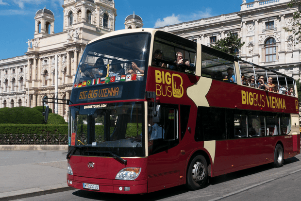 Vienna: Hop-on, Hop-off Sightseeing Bus & Free WiFi