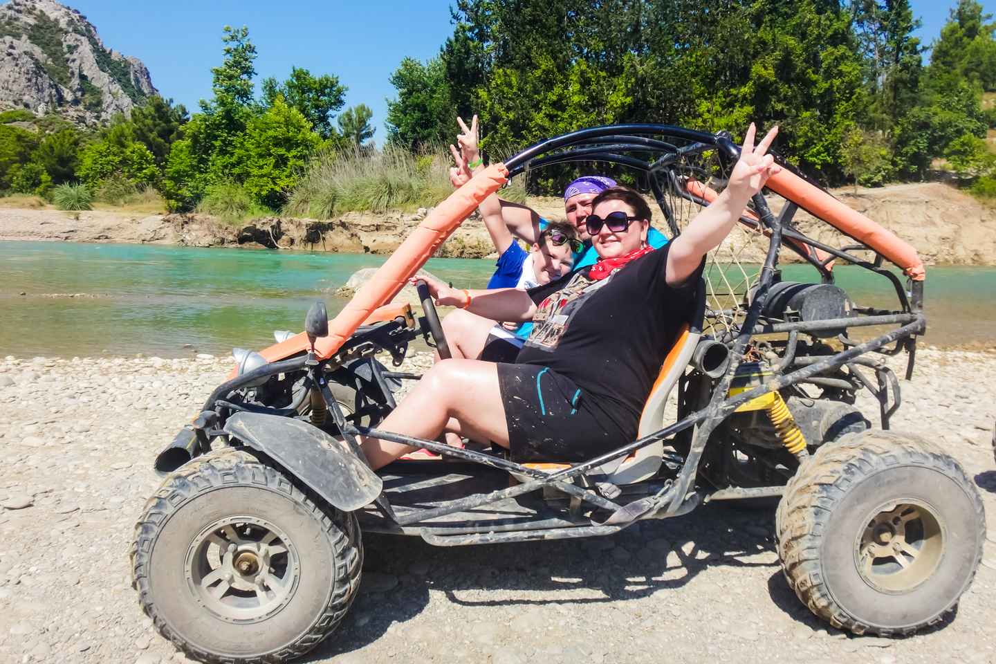 go on a thrilling buggy safari