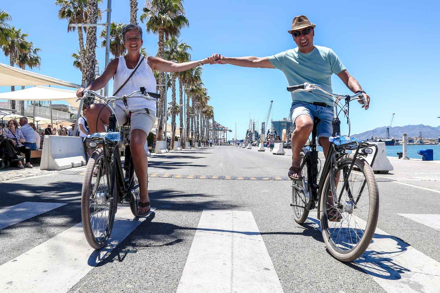 malaga bike tour - old town, marina & beach