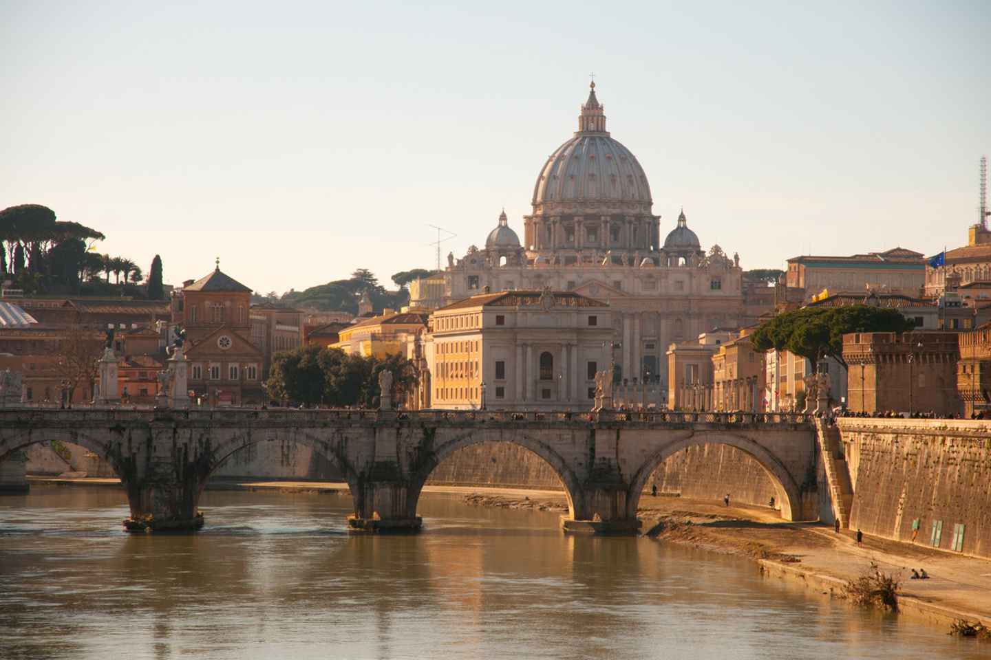 explore rome by boat