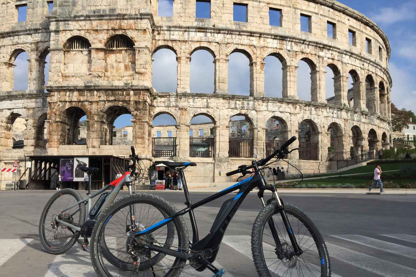 bike tours in croatia | experience the roman culture of pula