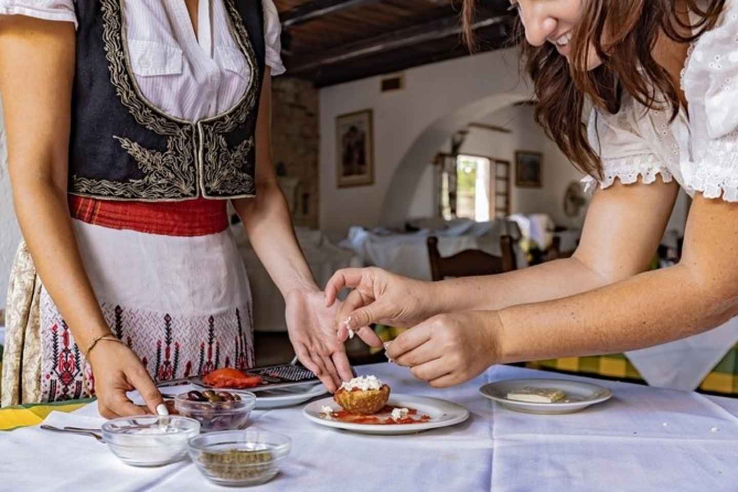 learn cretan recipes at arolithos village cooking lesson