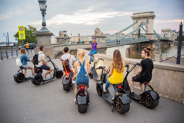 Le migliori attrazioni di Castle su e-scooter incl. Bastione dei Pescatori