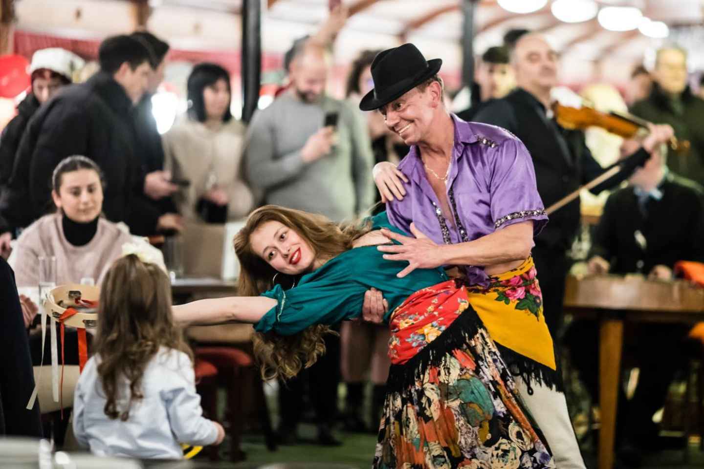 dinner cruise in budapest | budapest: dinner cruise with live music and folk dance show