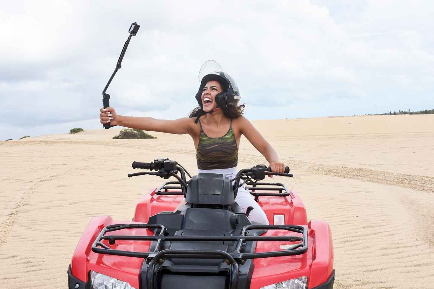 getyourguide hurghada | commune with the desert