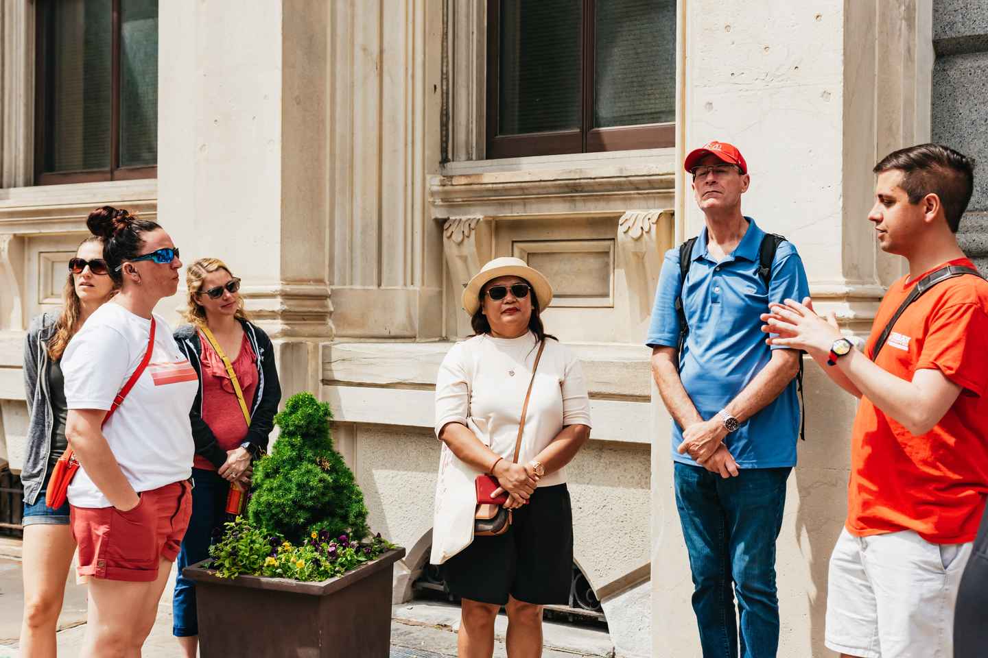 things to do alone in philly | hour historical walking tour