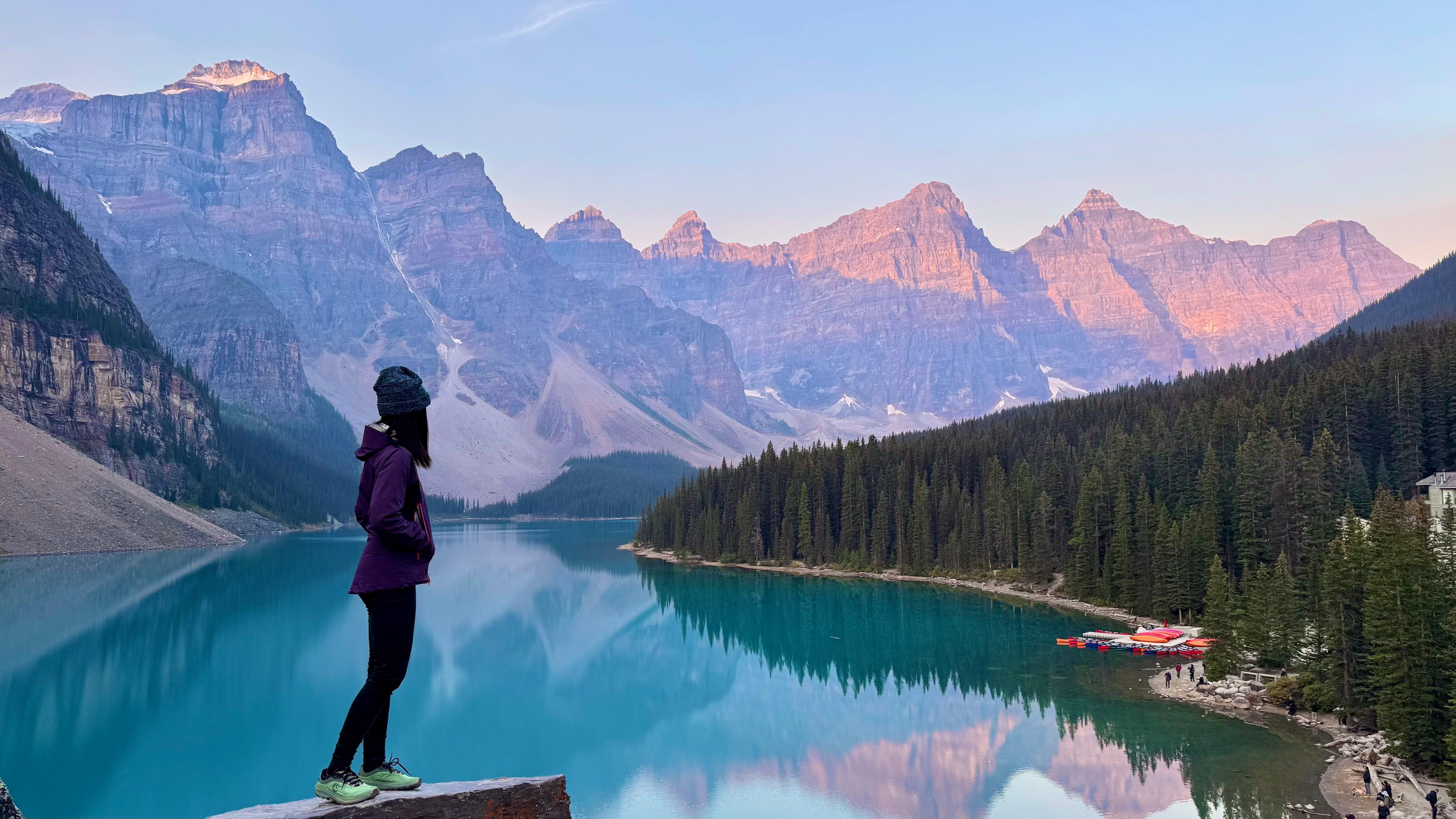 Moraine Lake Sunrise Photography Tour with Lake Louise & Wildlife Safari