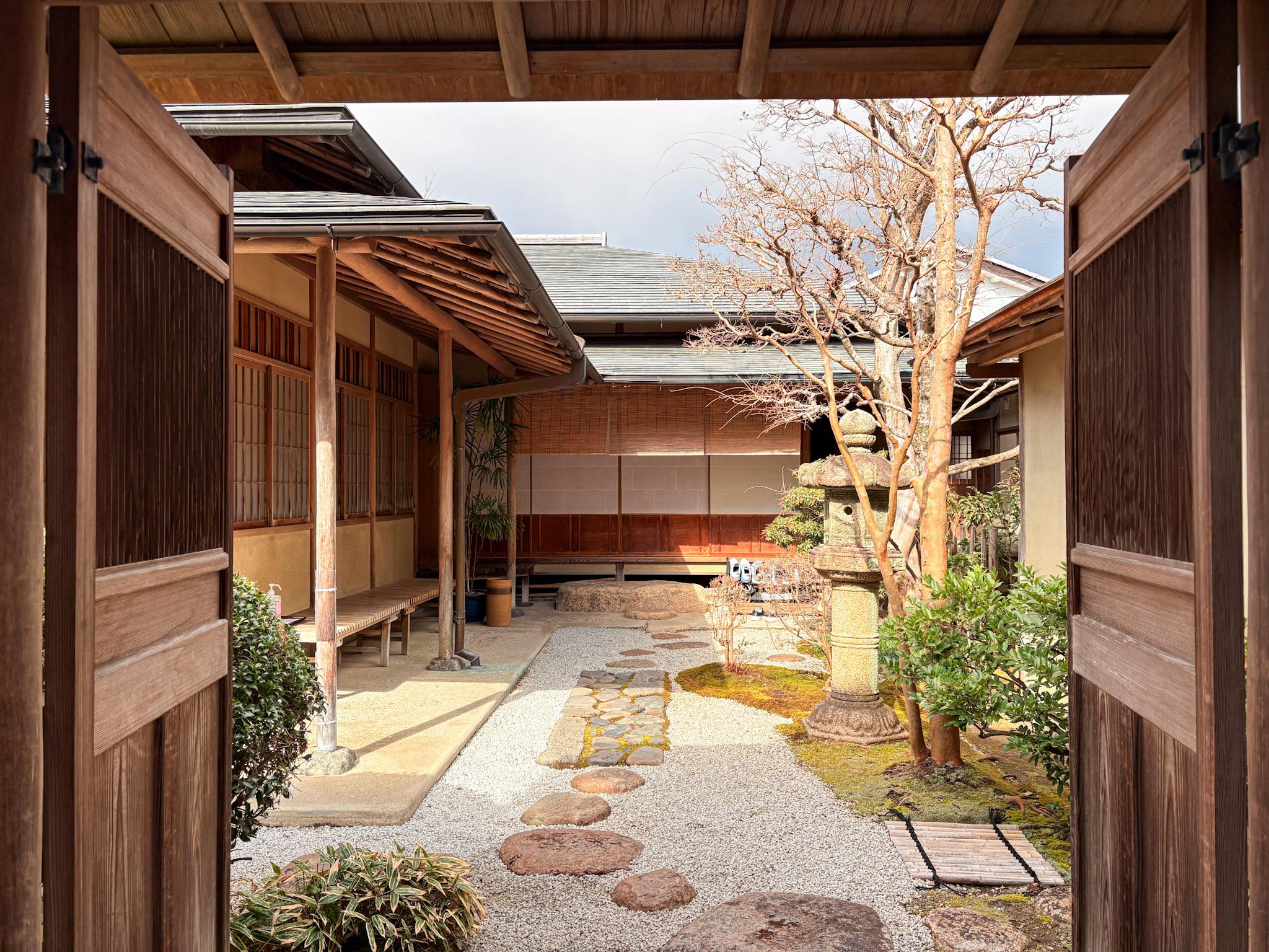 Uji Zen Meditation & Premium Tea Tasting Experience