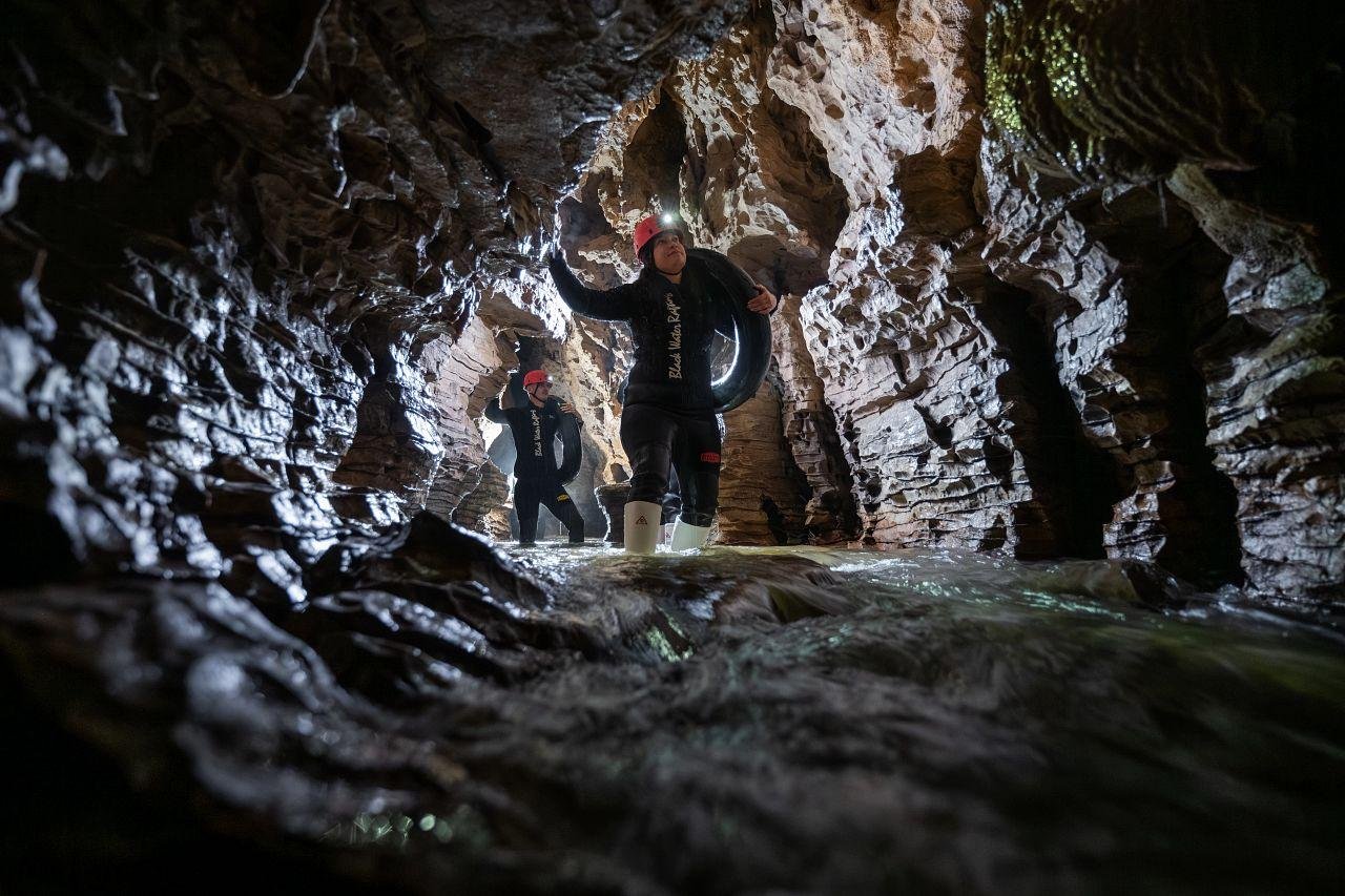 Waitomo Caves: Labyrinth Black Water Rafting Experience