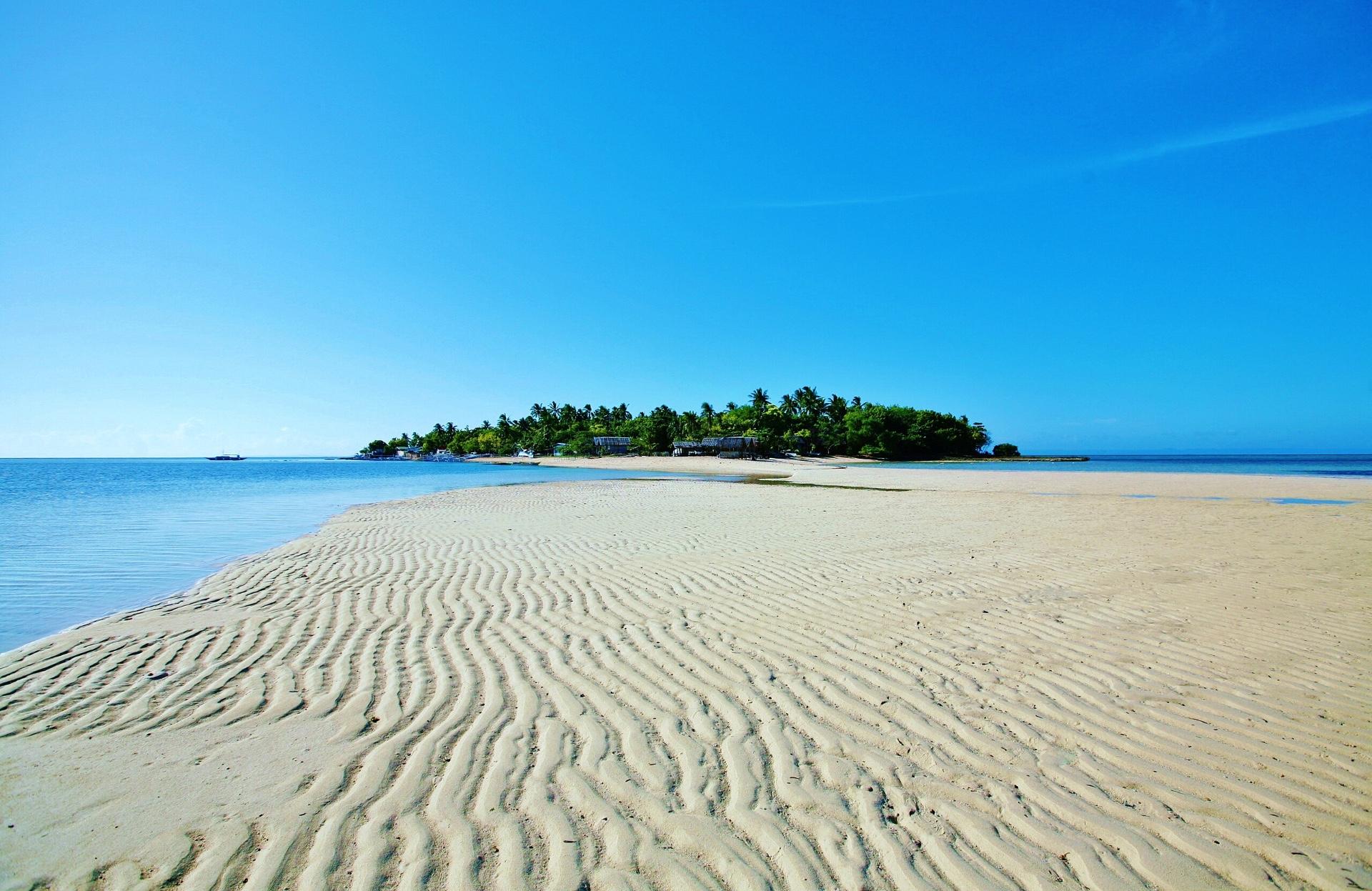 Cebu Half-Day Island Hopping & Snorkeling Adventure