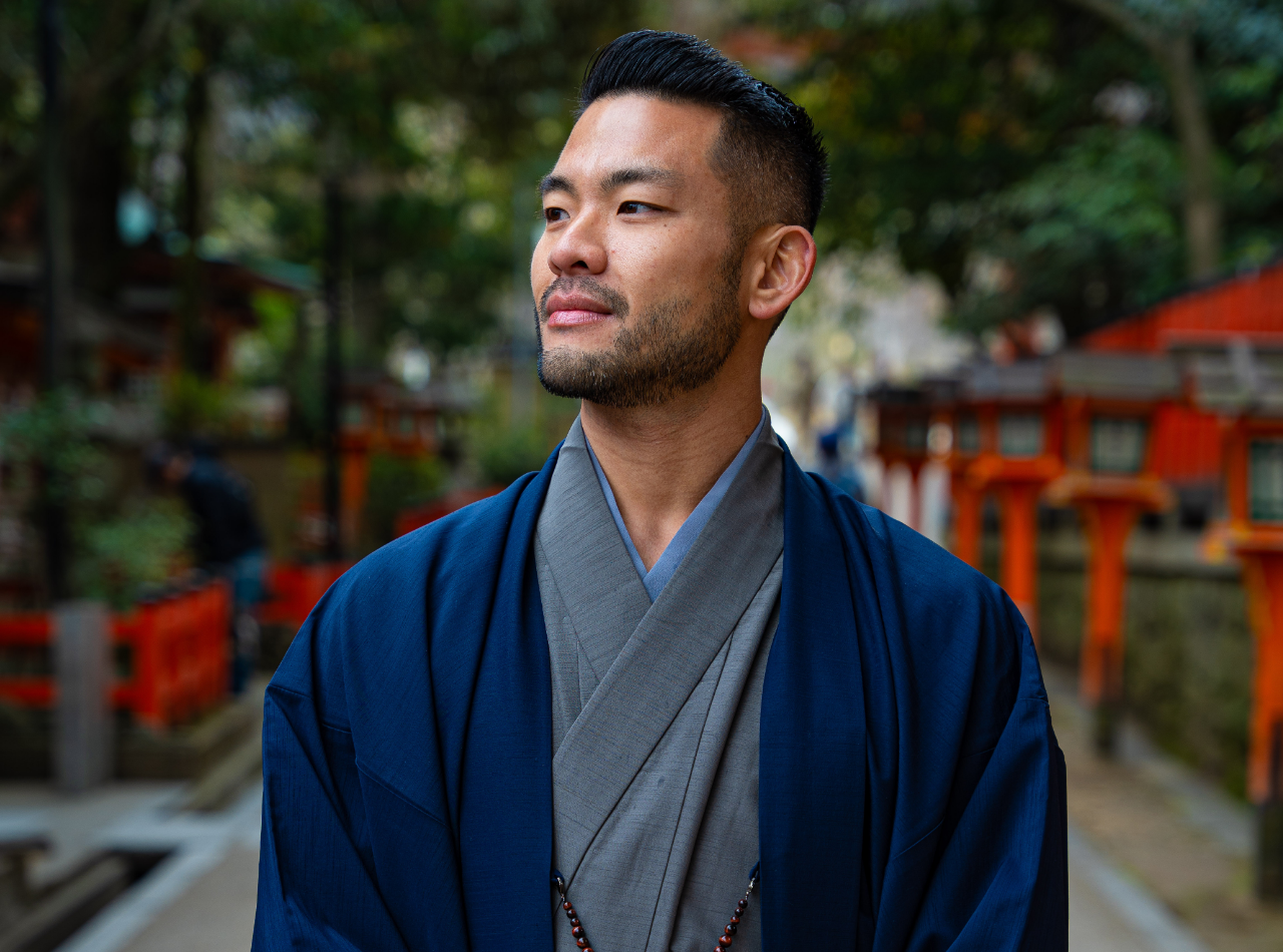 Kyoto: Vestimenta Tradicional com Kimono e Sessão de Fotos Privada