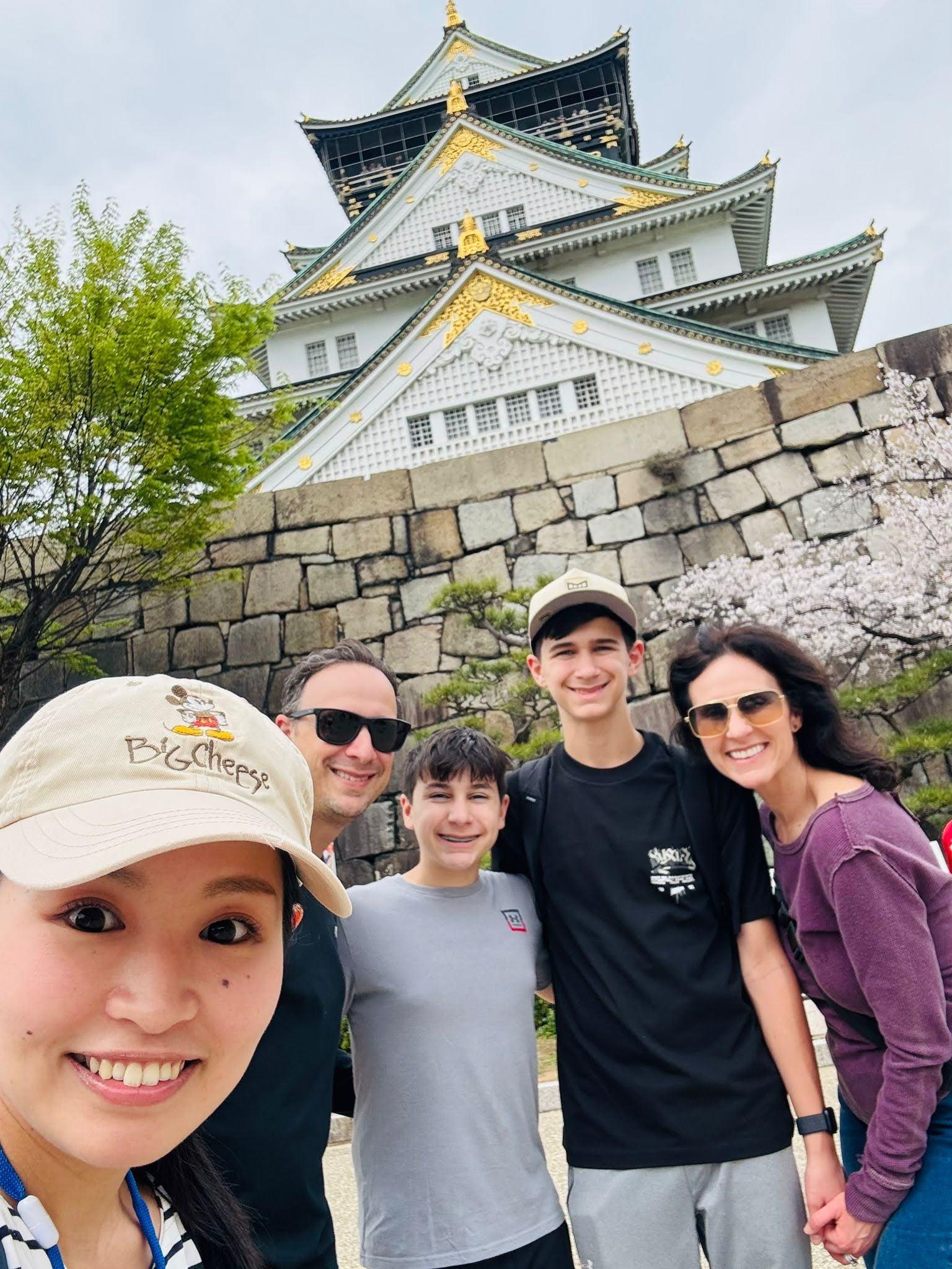 Guided Walking Tour of Osaka Castle & Historical Grounds