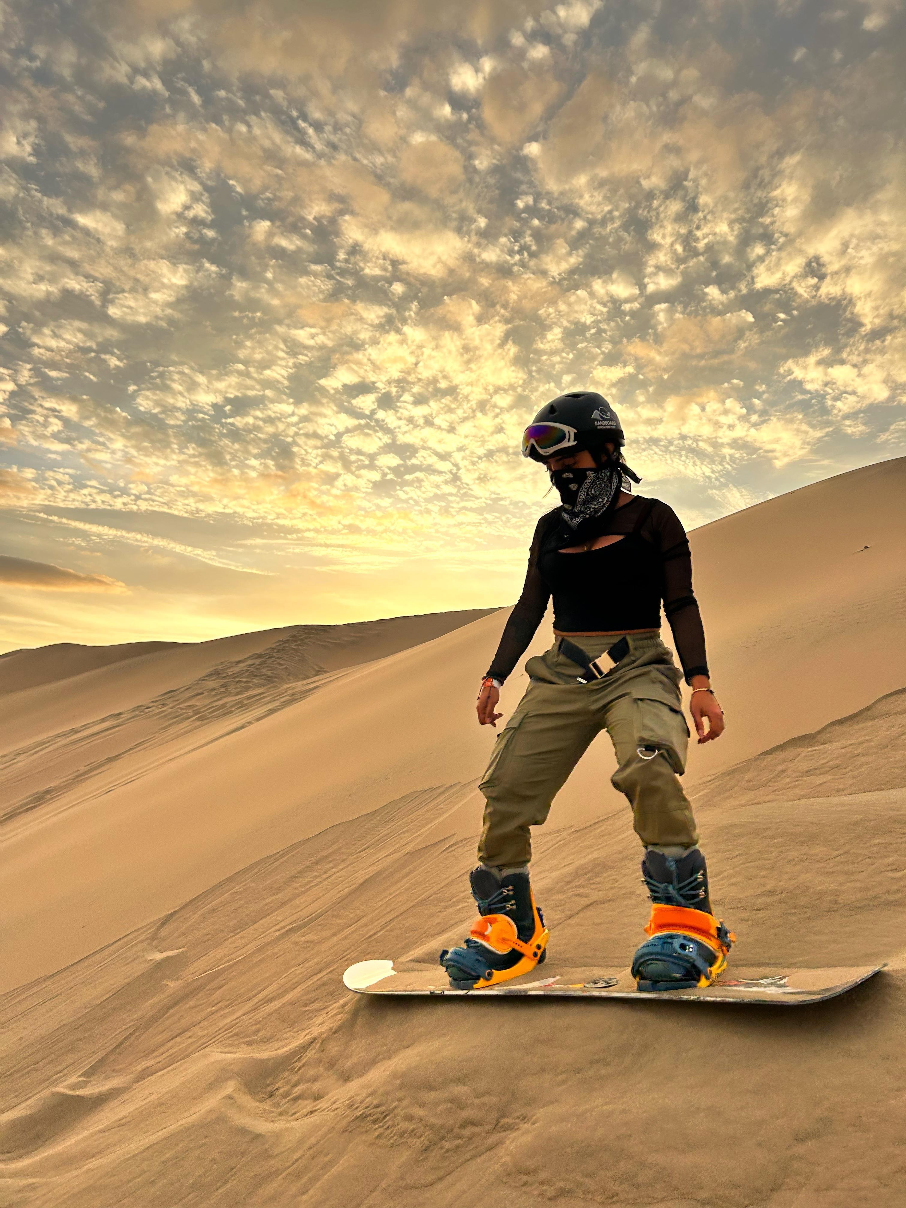 Huacachina Dune Buggy & Sandboarding with Drone Sunset Experience