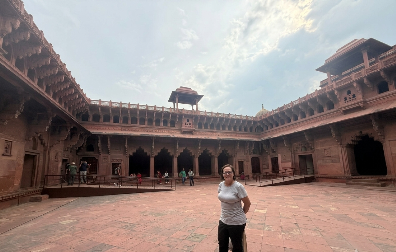 Private Overnight Taj Mahal Tour from Delhi (2 Days)