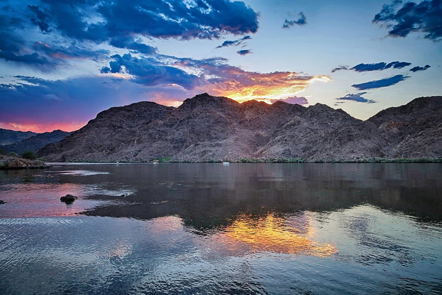Emerald Cave Sunset Kayak Adventure with Campfire & Stargazing