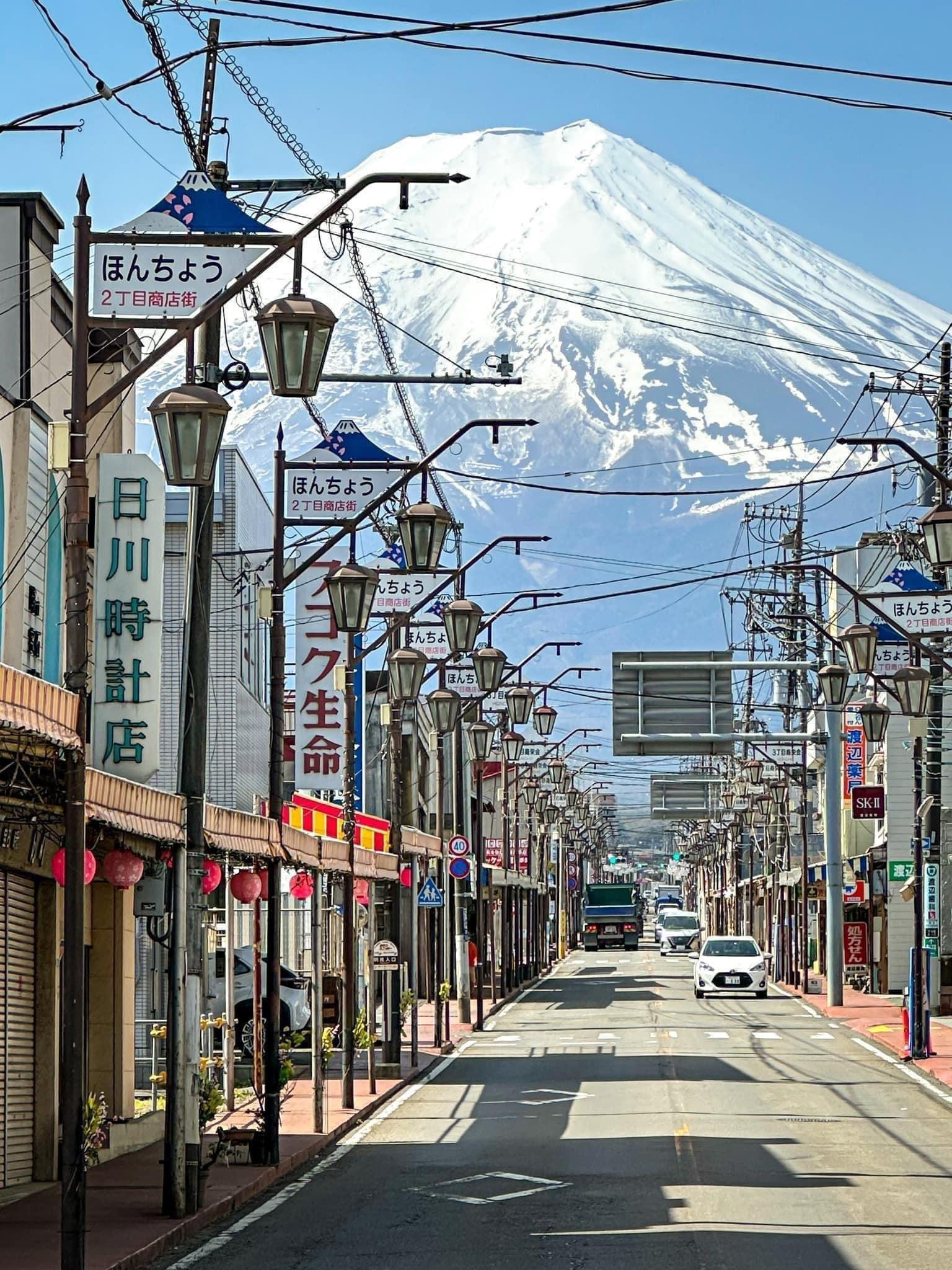 Mount Fuji Private Photo Day Trip from Tokyo – 5 Iconic Spots