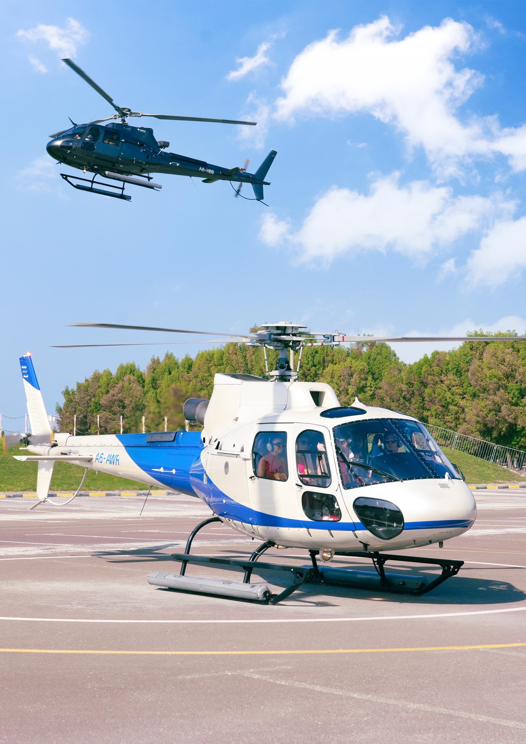 Dubai Skyline Helicopter Flight (22 Minutes)