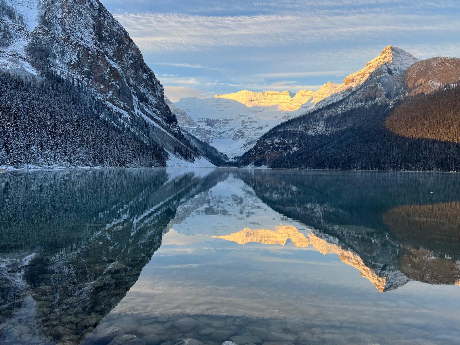 Lake Louise and Moraine Lake shuttle tour — glacial turquoise lakes in Banff National Park — image 4