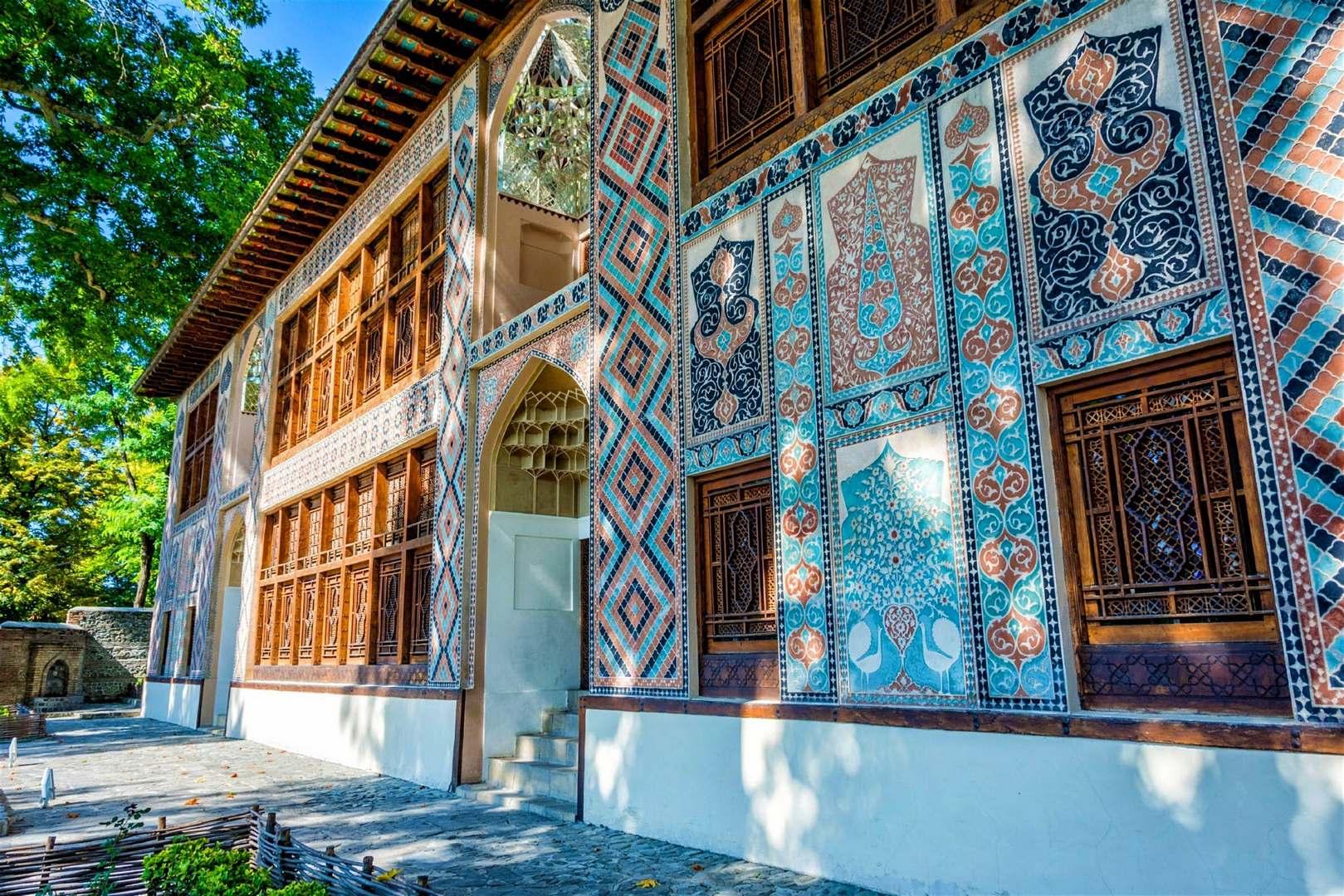 Baku to Tbilisi Private Transfer via Sheki
