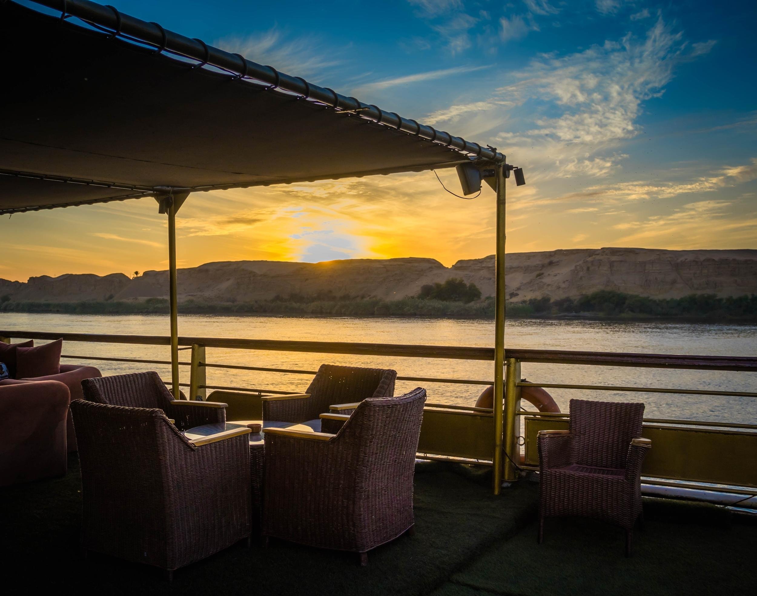 5-Day Private Egyptian Highlights Expedition with Domestic Flights