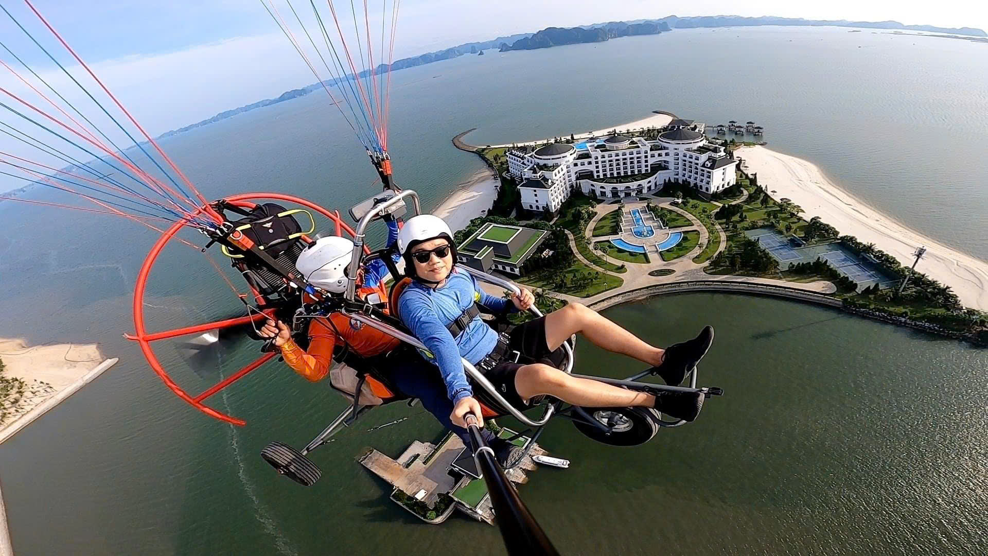 Halong Sky Tour: Tandem Paramotor Trike Flight