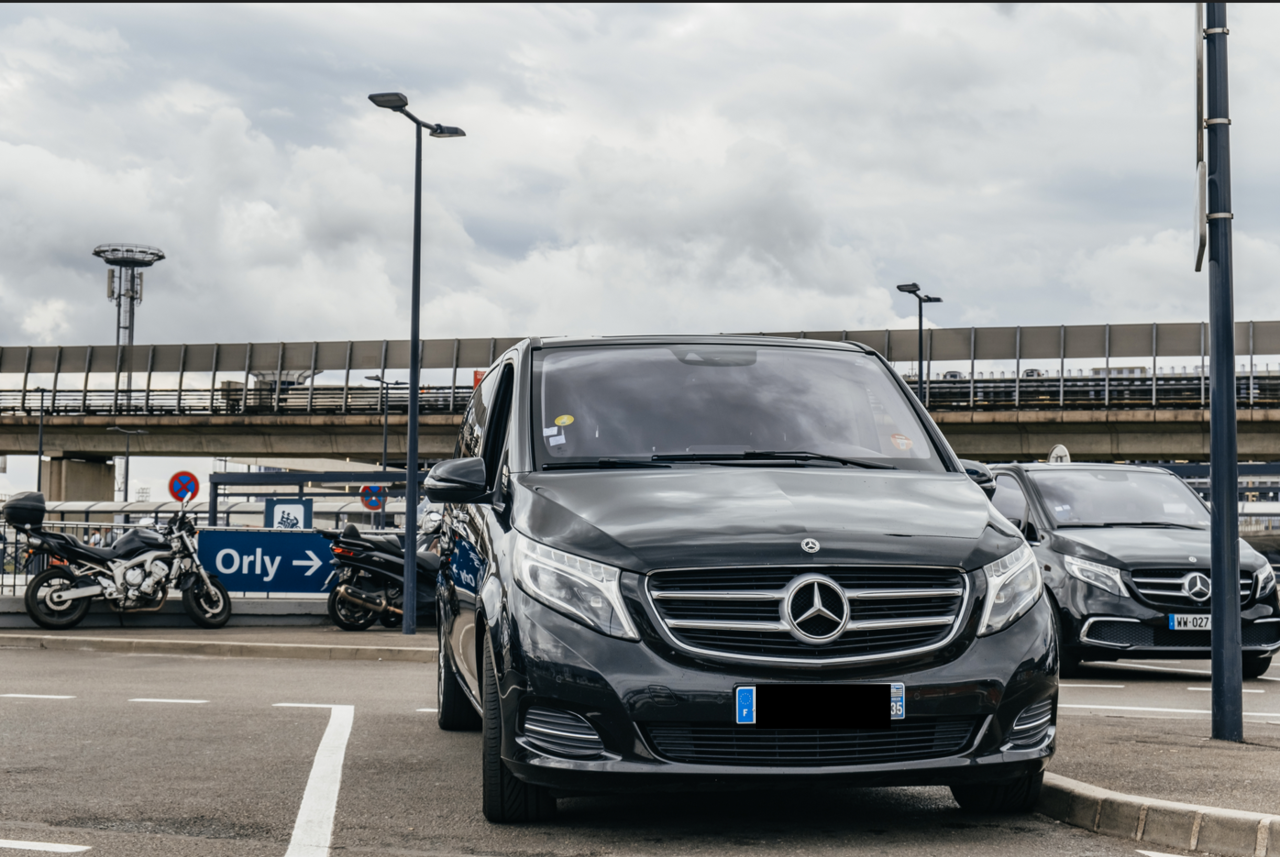 Private ORY Airport Transfer Service