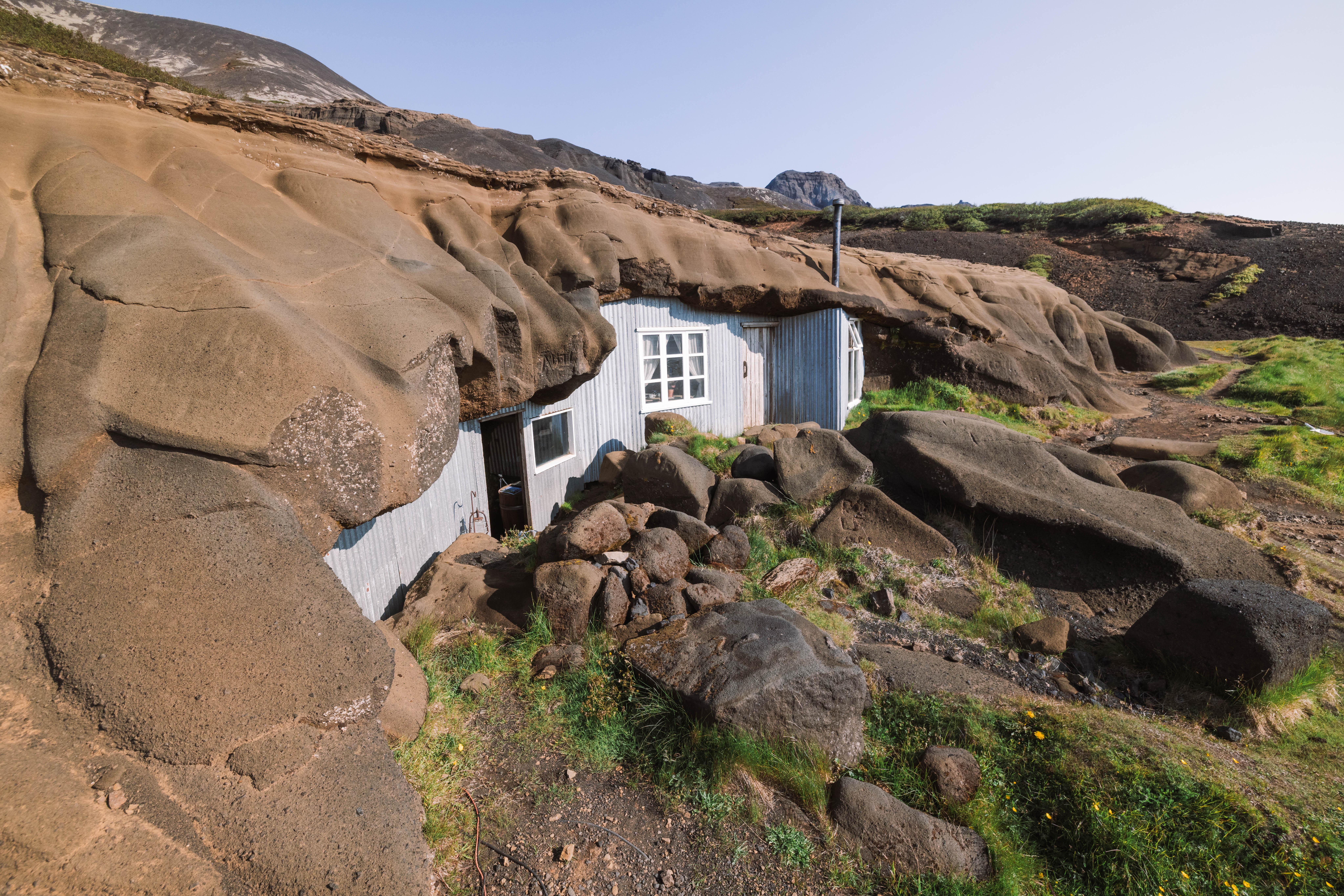 Caves of Laugarvatn: Guided History Tour