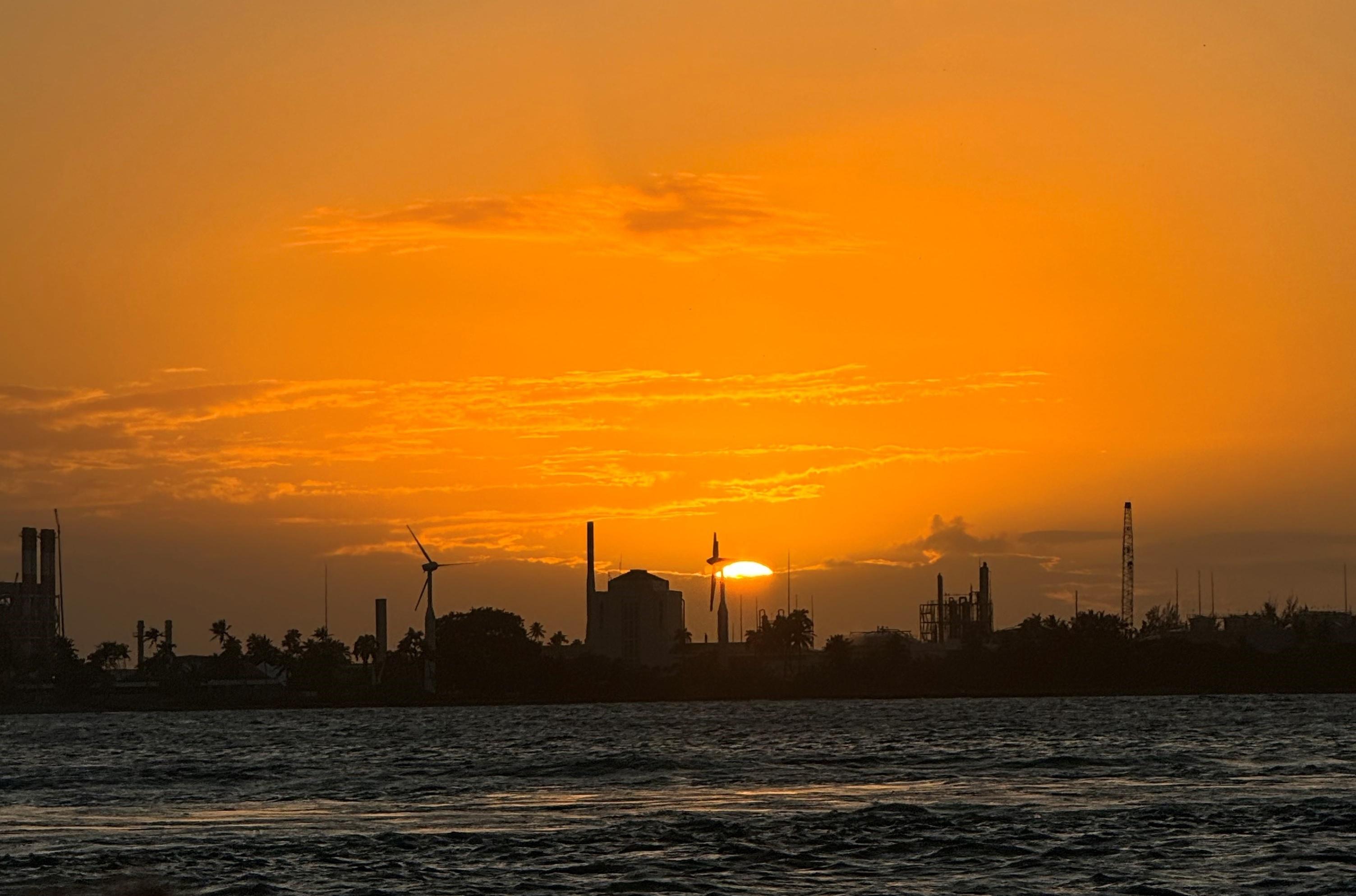 Old San Juan Sunset Pontoon Cruise with Drinks