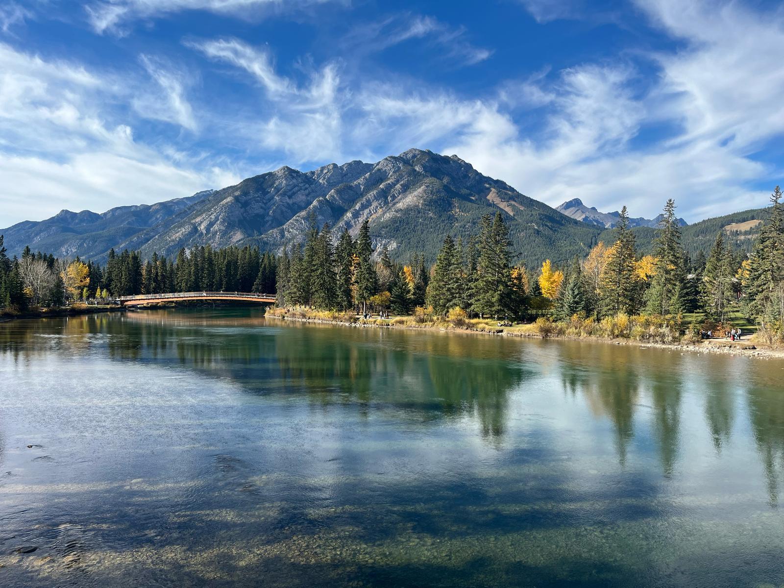 Lake Louise, Moraine Lake ,Emerald Lake & Banff Town/Gondola