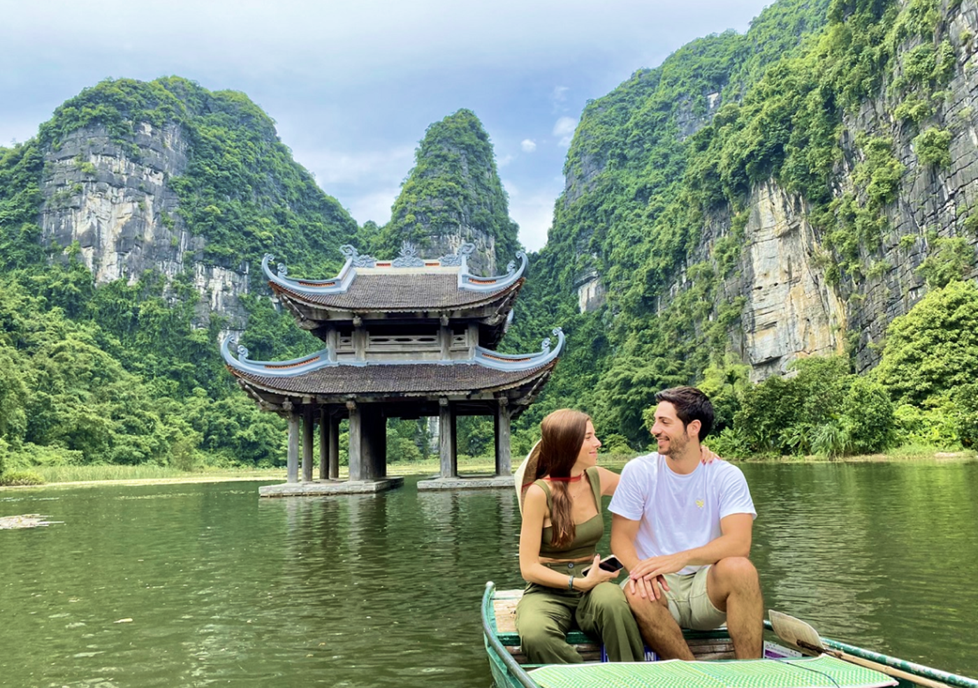 Ninh Binh Day Trip from Hanoi: Hoa Lu, Mua Cave & Boat Ride