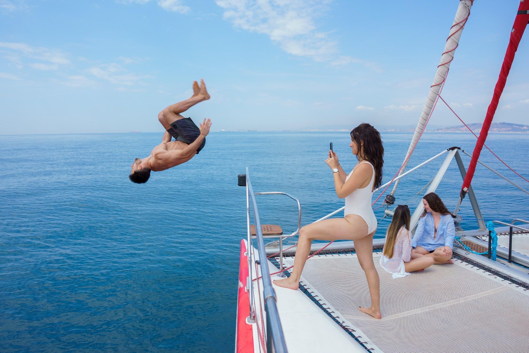 Cambrils Catamaran Cruise with Drinks & Water Activities