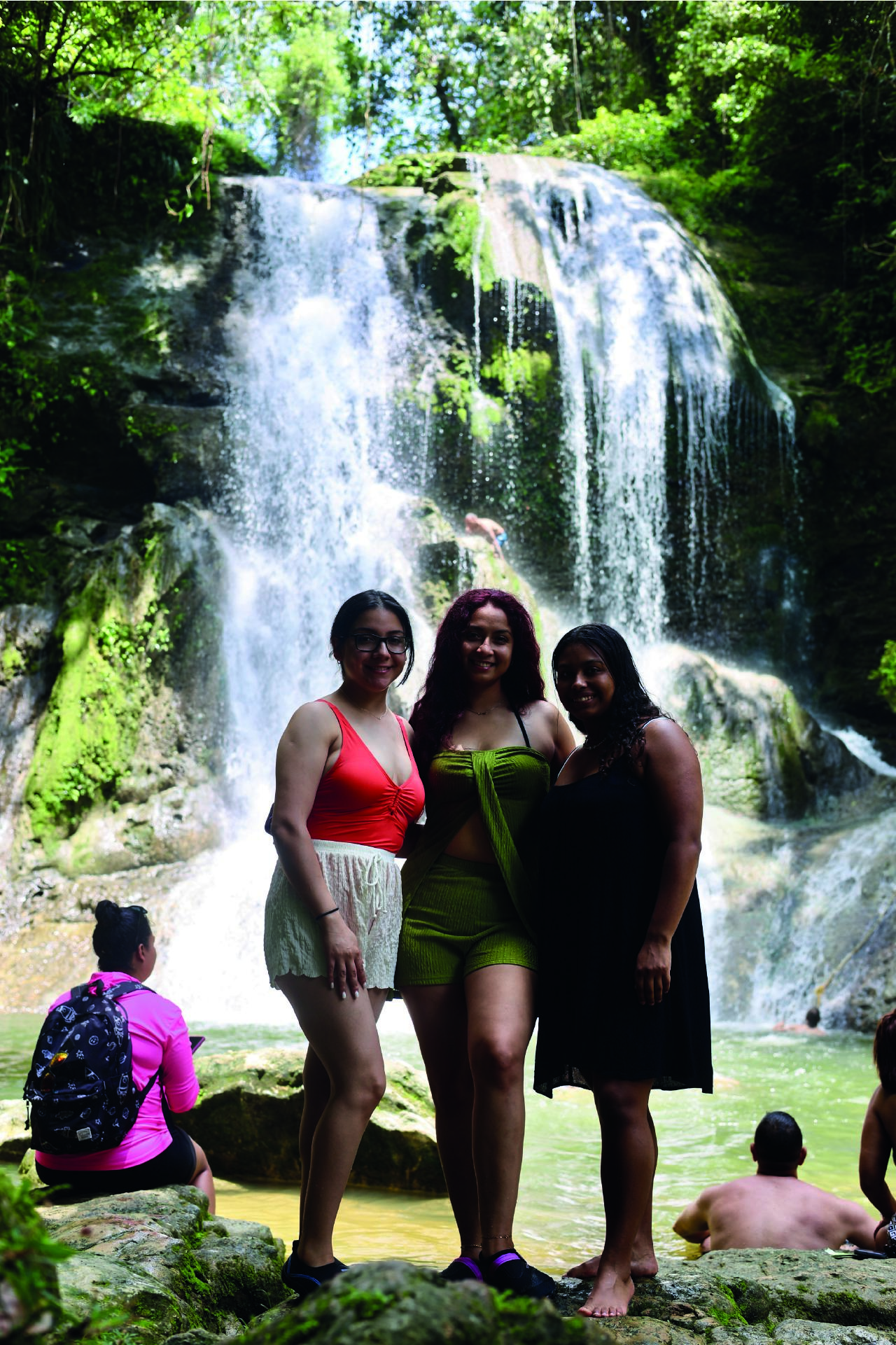 Puerto Rico All-in-One: Waterfalls, Cueva del Indio & Beach Tour