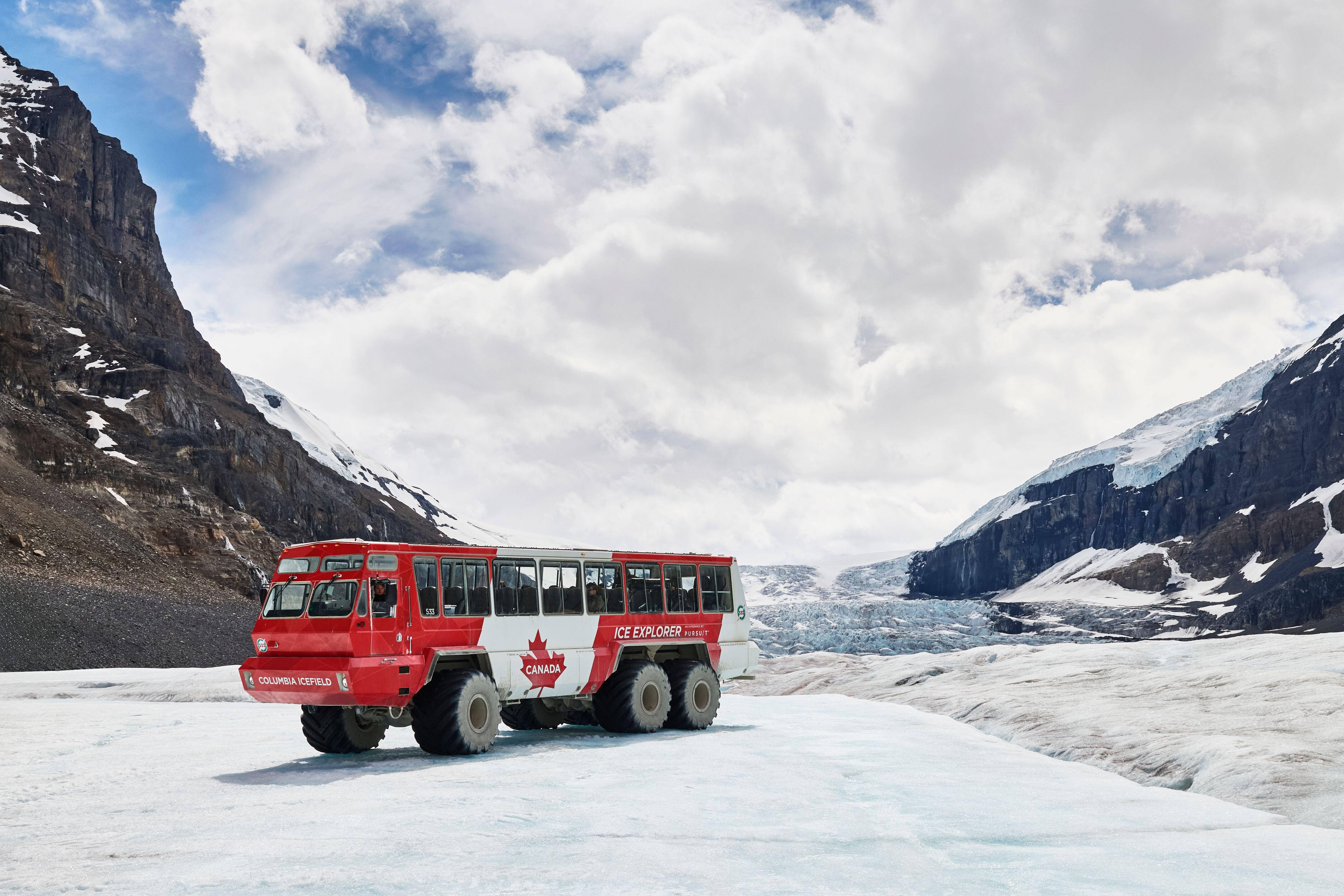 Icefields Parkway Adventure: Banff to Jasper with Glacier Walk